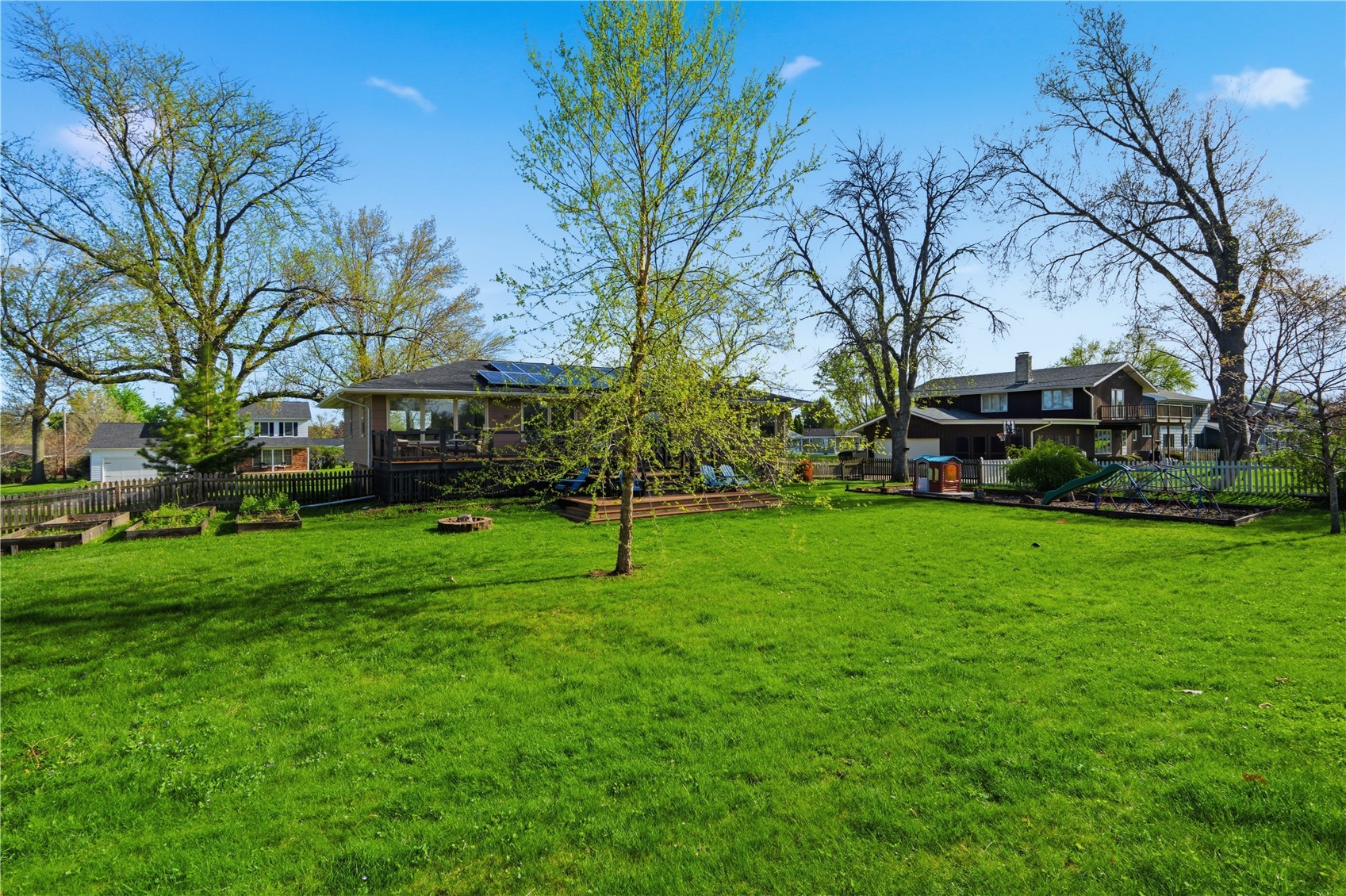 1665 25th Avenue Marion IA 52302