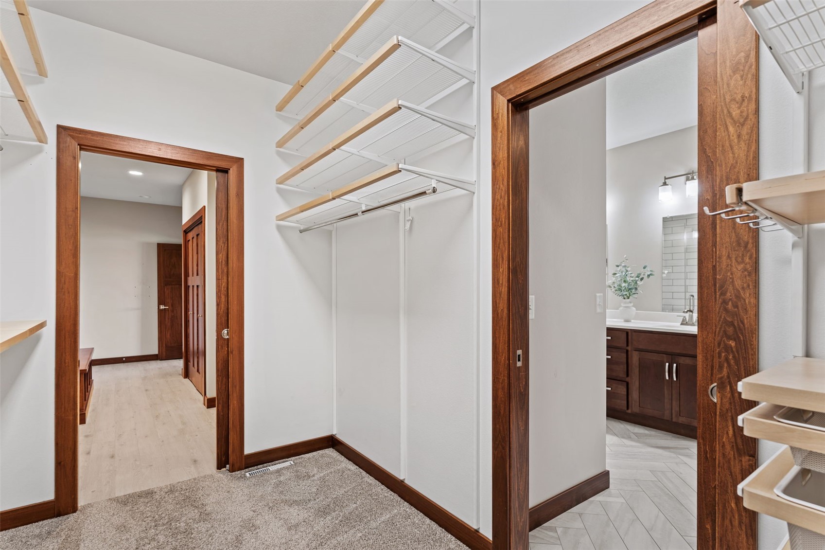 3176 Artesian Road Marion IA 52302