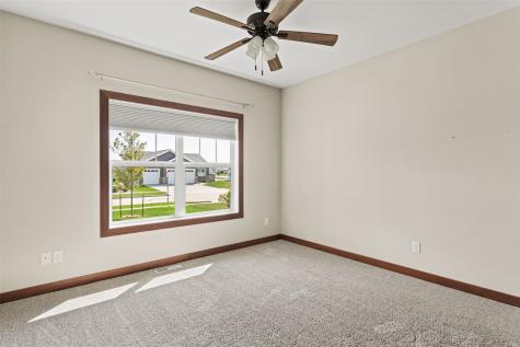 3176 Artesian Road Marion IA 52302