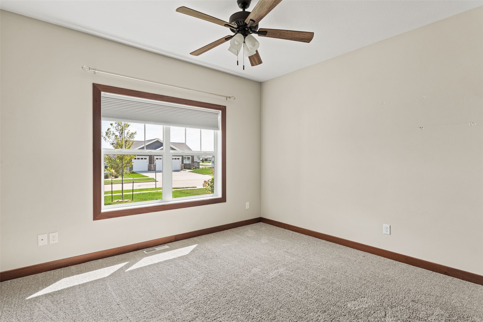 3176 Artesian Road Marion IA 52302