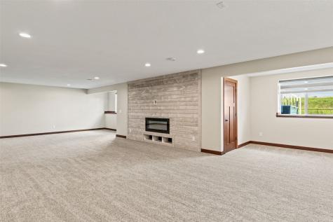 3176 Artesian Road Marion IA 52302