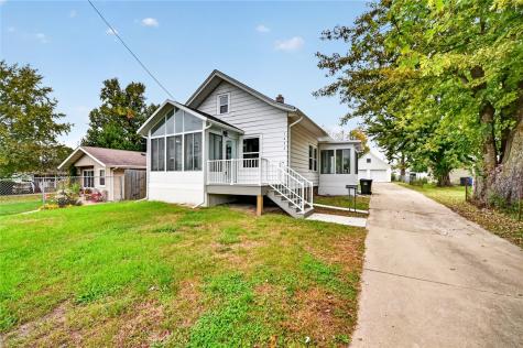 1432 34th Street NE Cedar Rapids IA 52402