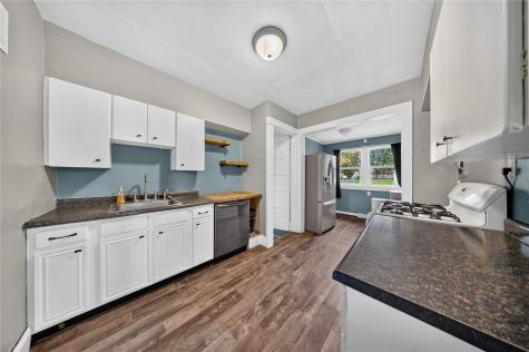 1432 34th Street NE Cedar Rapids IA 52402