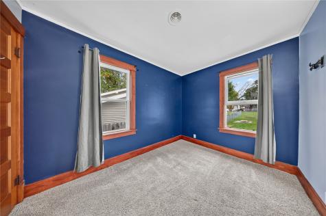 1432 34th Street NE Cedar Rapids IA 52402