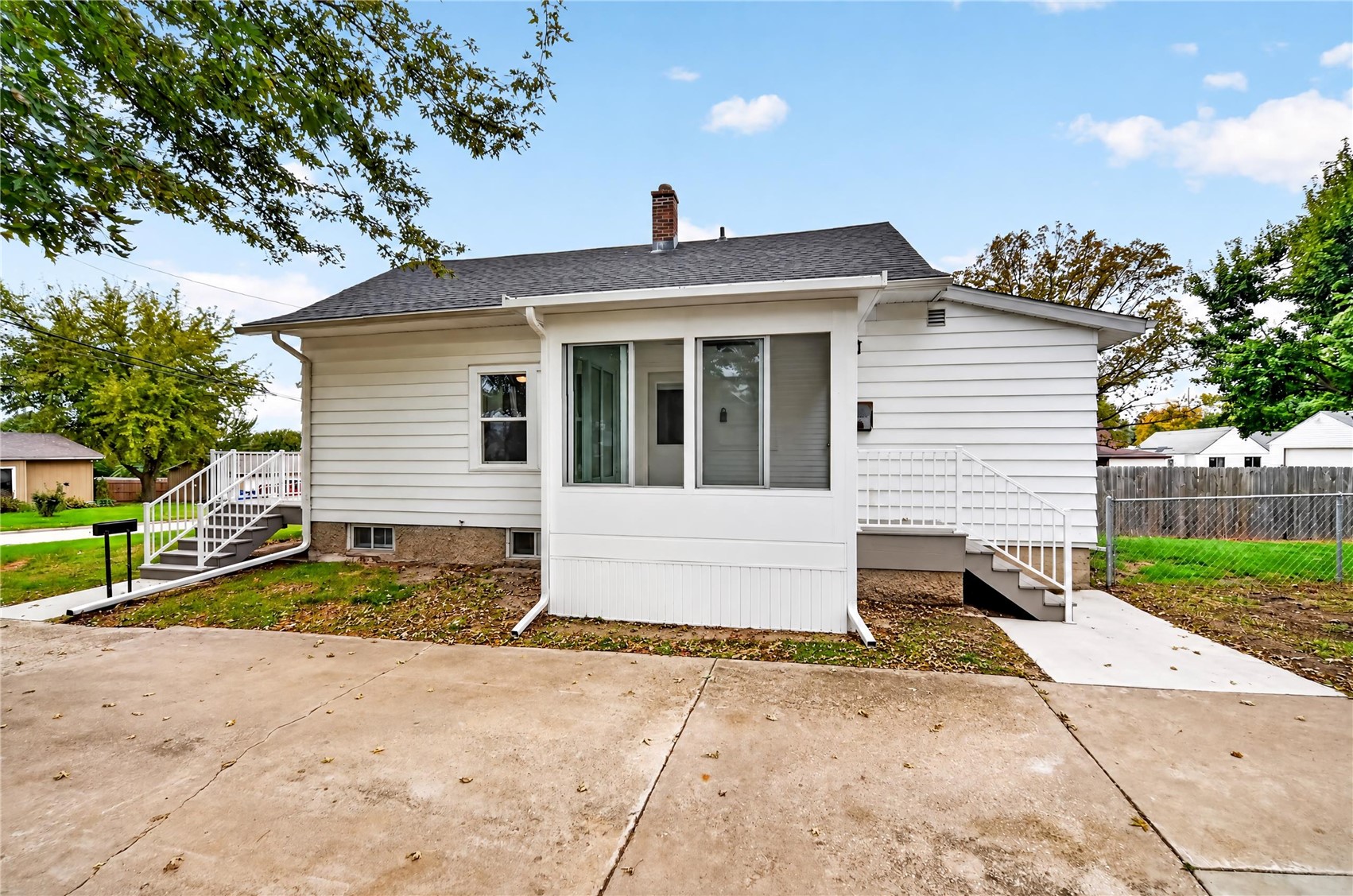 1432 34th Street NE Cedar Rapids IA 52402