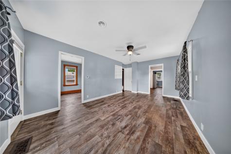 1432 34th Street NE Cedar Rapids IA 52402