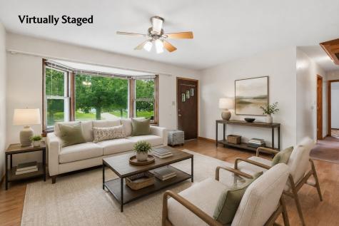 4610 Twin Pines Drive NE Cedar Rapids IA 52402