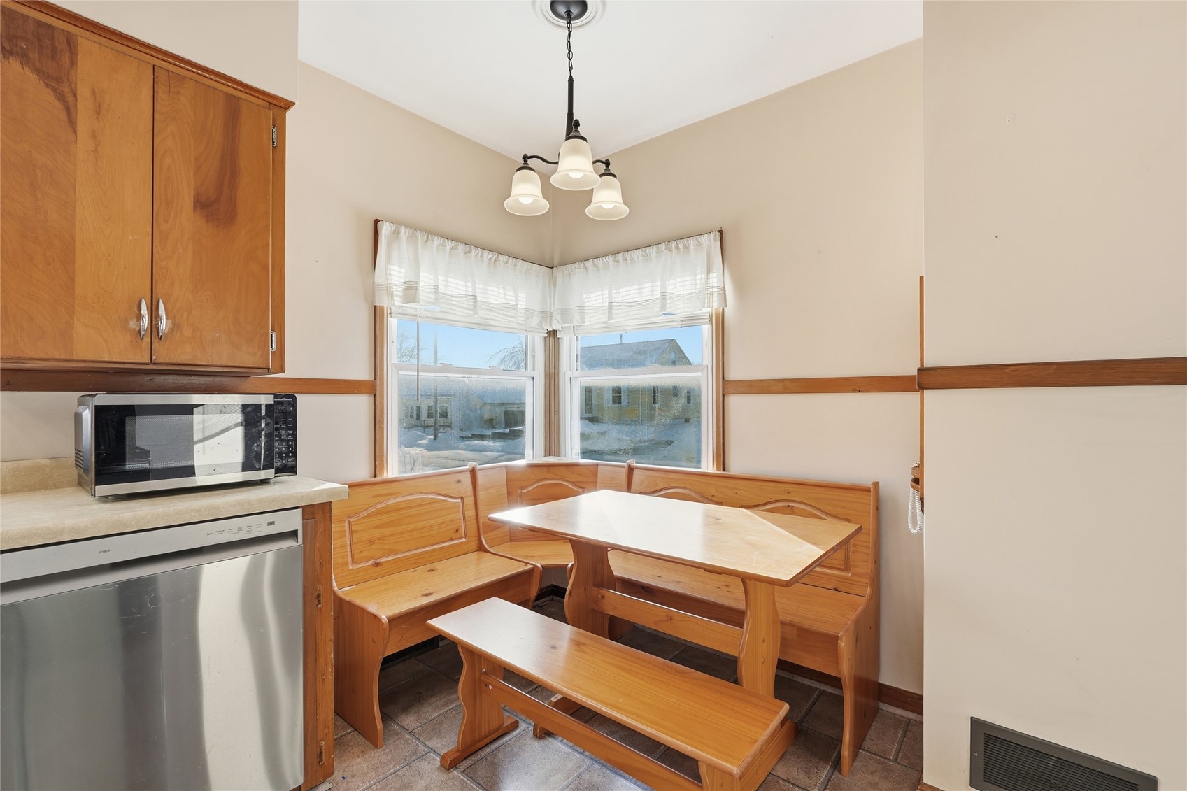 121 Moothart Street Alburnett IA 52202
