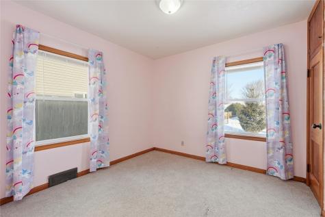 121 Moothart Street Alburnett IA 52202