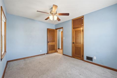 121 Moothart Street Alburnett IA 52202
