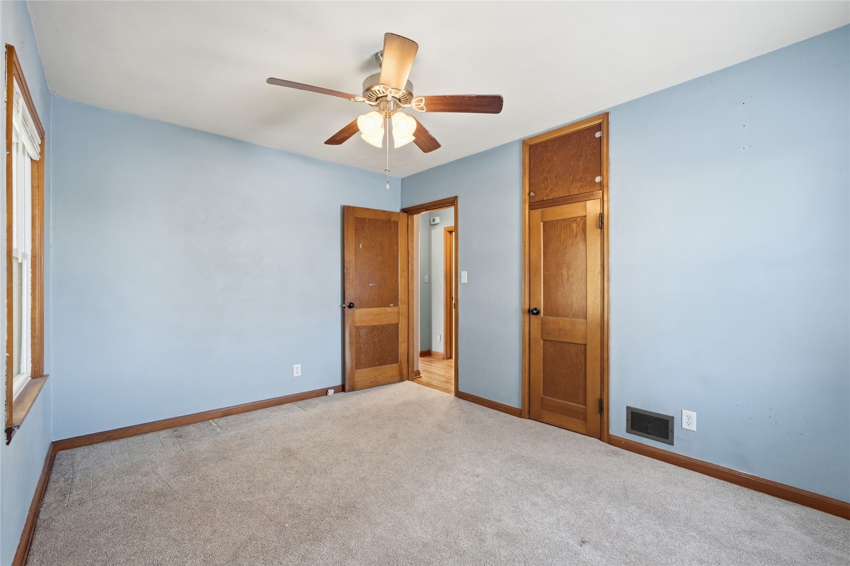 121 Moothart Street Alburnett IA 52202