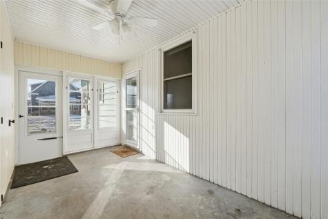 121 Moothart Street Alburnett IA 52202