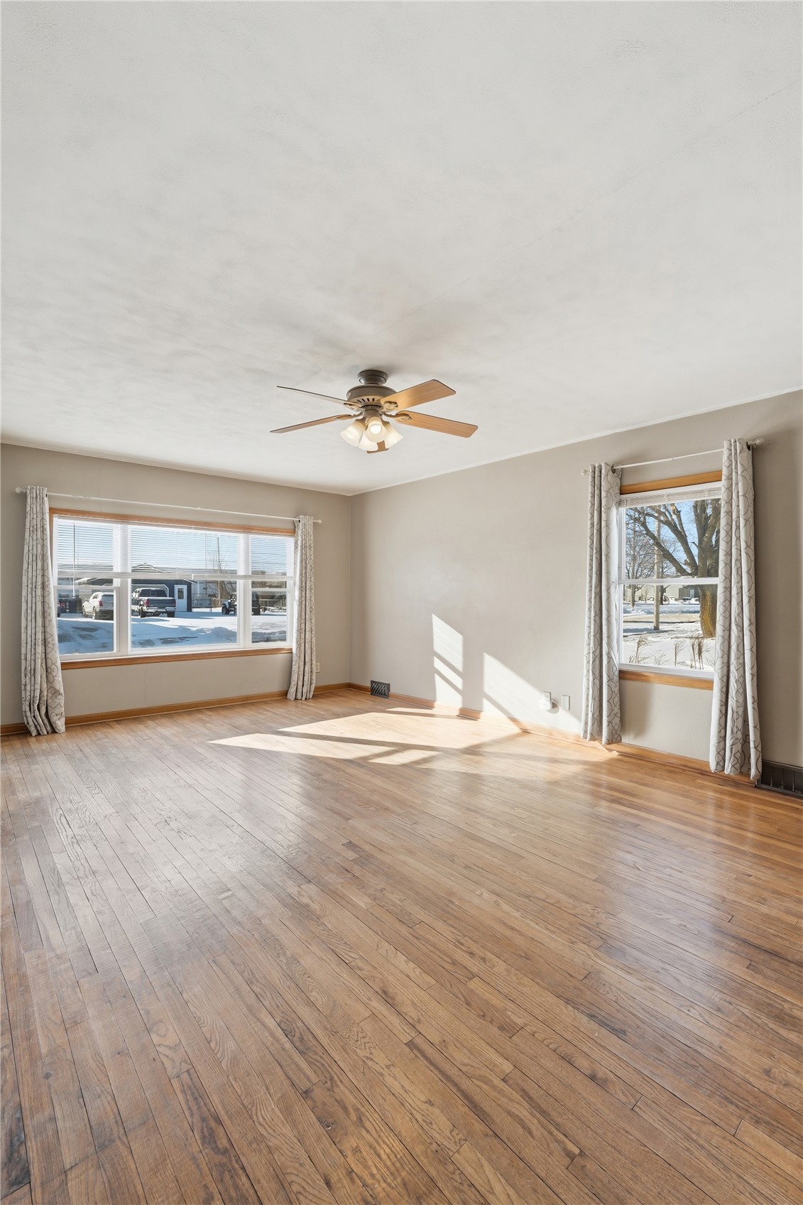 121 Moothart Street Alburnett IA 52202