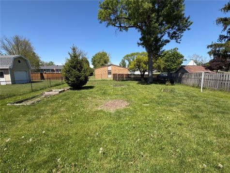 121 Moothart Street Alburnett IA 52202