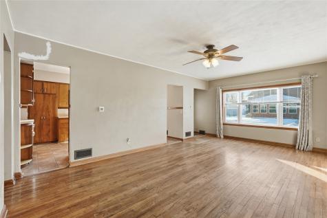 121 Moothart Street Alburnett IA 52202