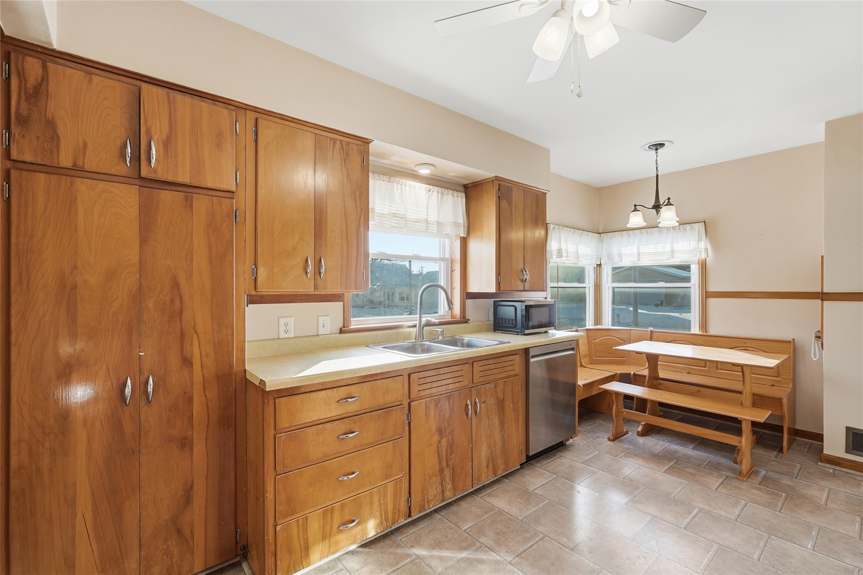 121 Moothart Street Alburnett IA 52202