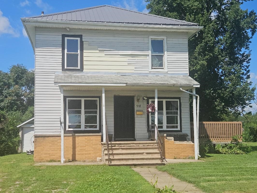 112 11th Street Belle Plaine IA 52208