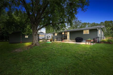 148 Delhi Road Manchester IA 52057