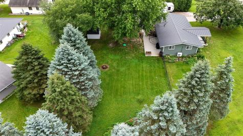 148 Delhi Road Manchester IA 52057