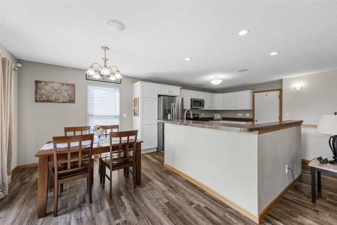 8634 Harrington Drive NE Cedar Rapids IA 52402
