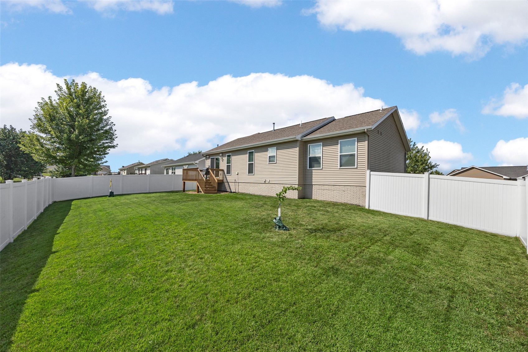 8634 Harrington Drive NE Cedar Rapids IA 52402