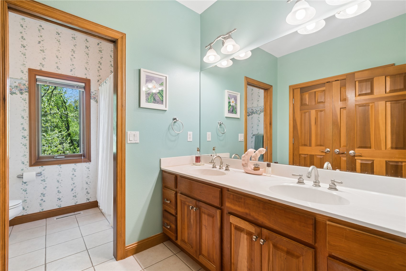 1215 34th Street SE Cedar Rapids IA 52403