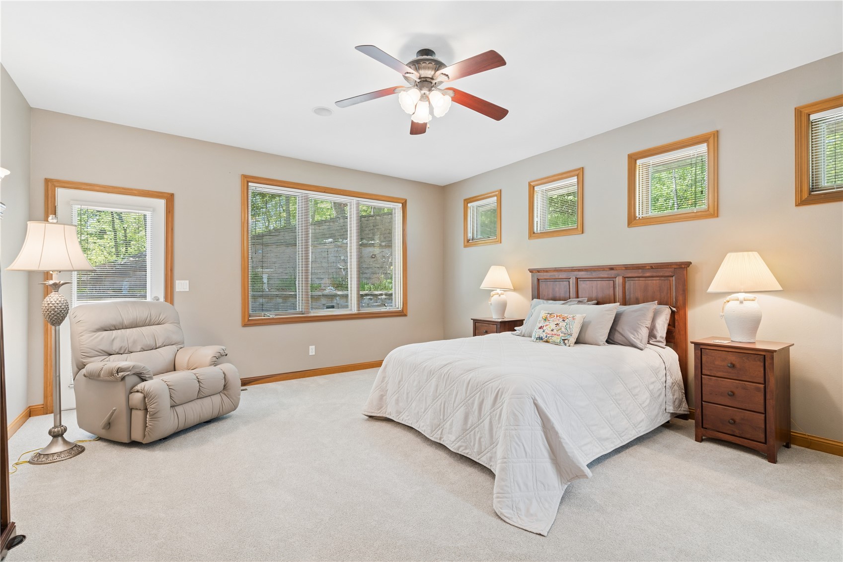1215 34th Street SE Cedar Rapids IA 52403