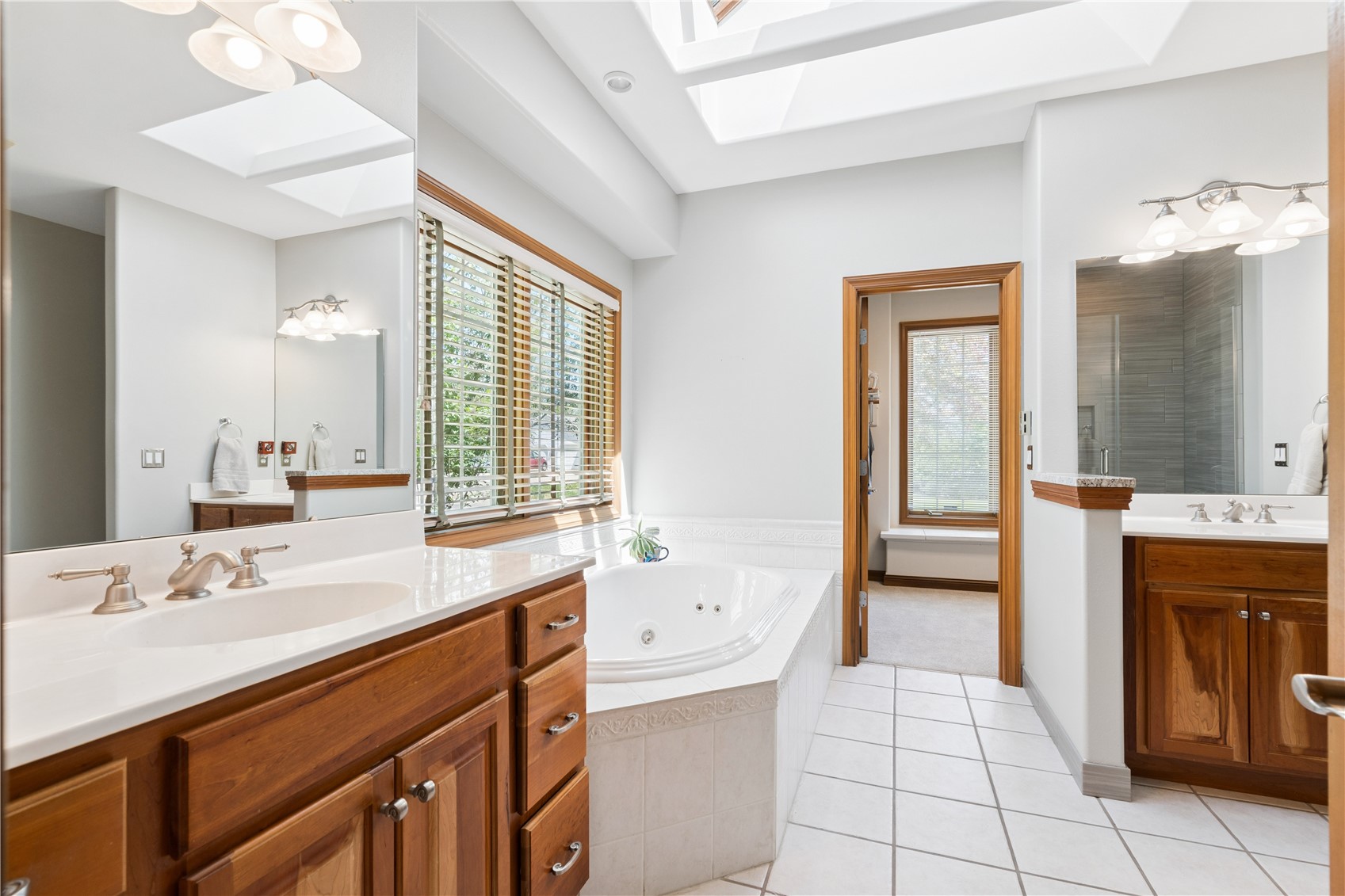 1215 34th Street SE Cedar Rapids IA 52403