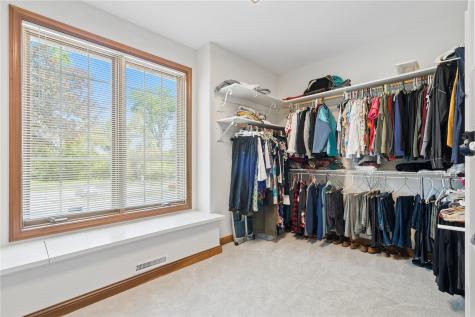 1215 34th Street SE Cedar Rapids IA 52403