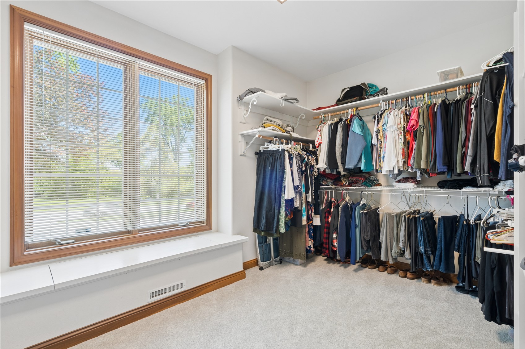 1215 34th Street SE Cedar Rapids IA 52403