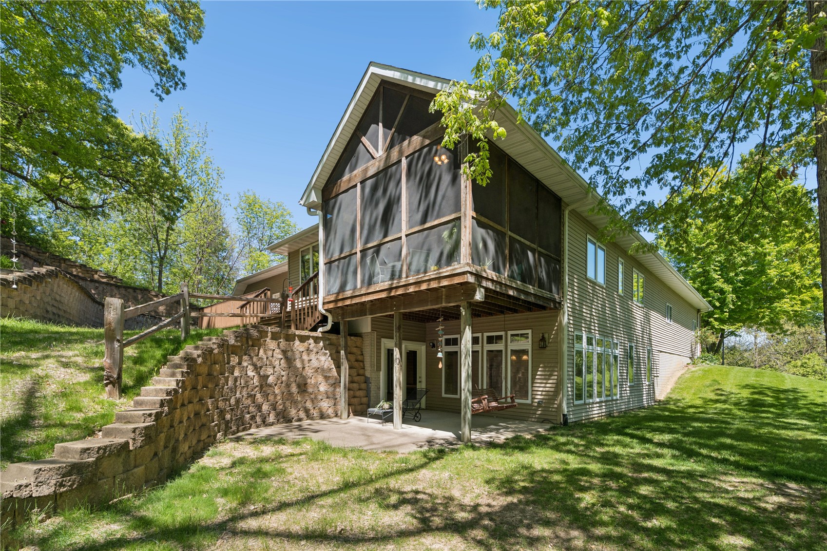 1215 34th Street SE Cedar Rapids IA 52403
