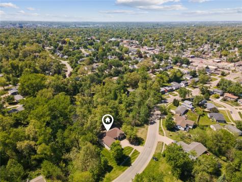 1215 34th Street SE Cedar Rapids IA 52403