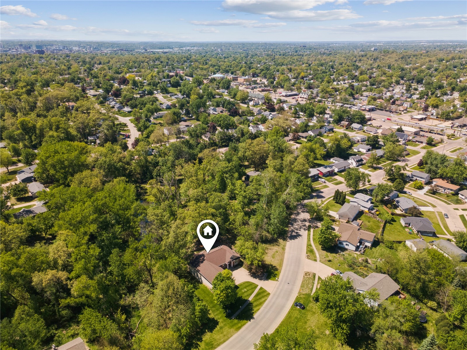 1215 34th Street SE Cedar Rapids IA 52403