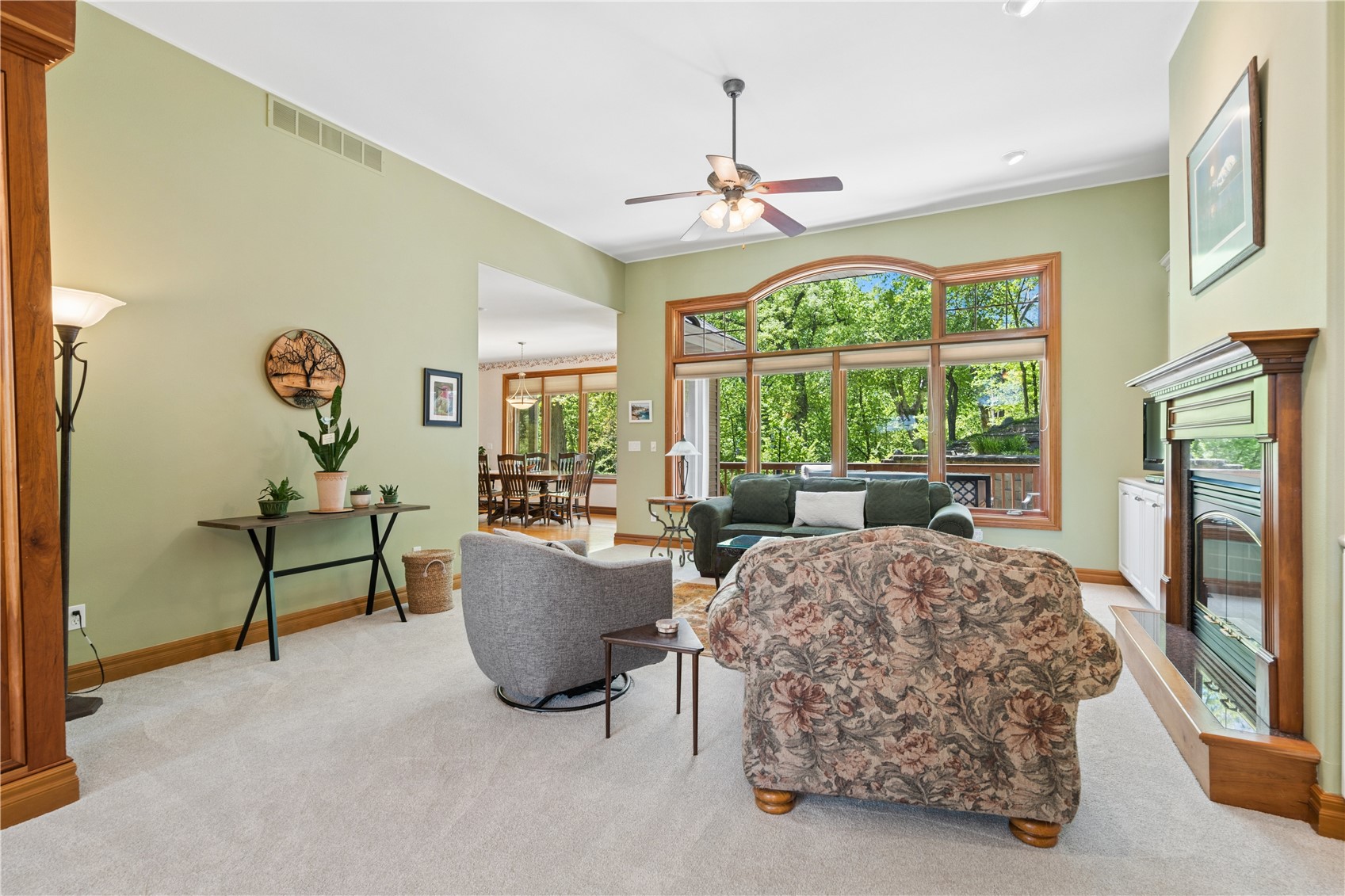 1215 34th Street SE Cedar Rapids IA 52403