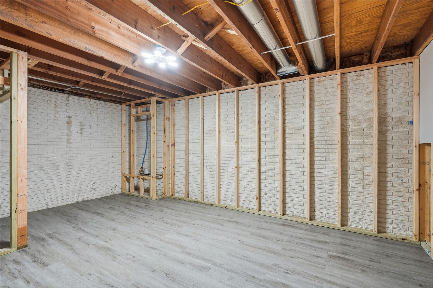 23 Drake Drive Palo IA 52324