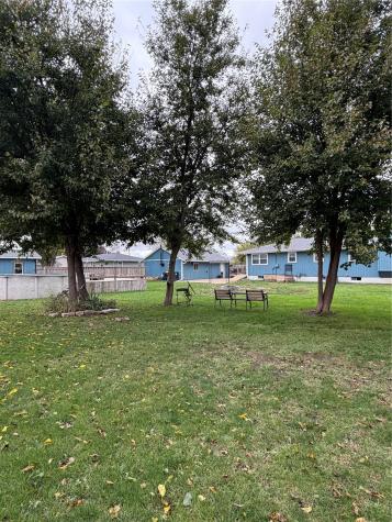 23 Drake Drive Palo IA 52324