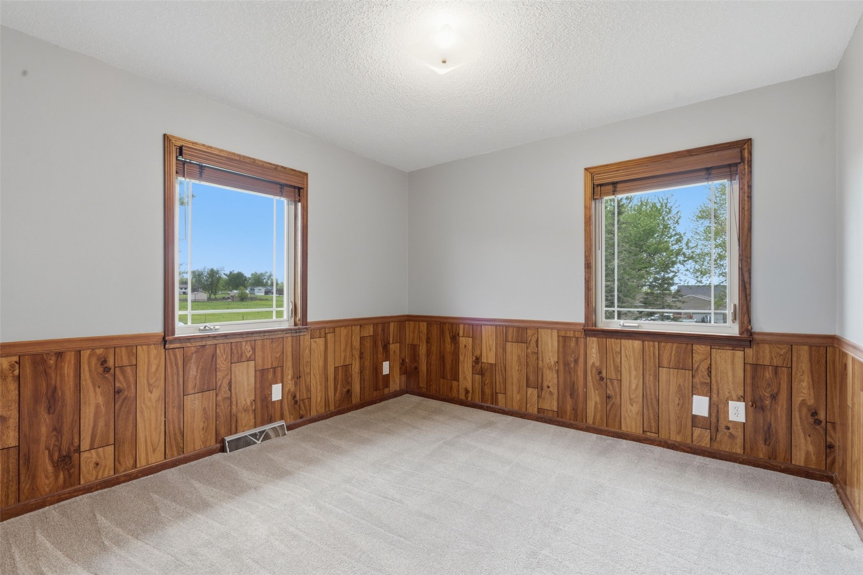 1822 Somerset Drive Marion IA 52302