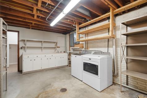 1822 Somerset Drive Marion IA 52302