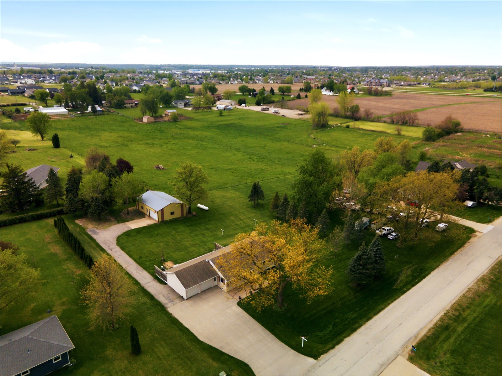 1822 Somerset Drive Marion IA 52302