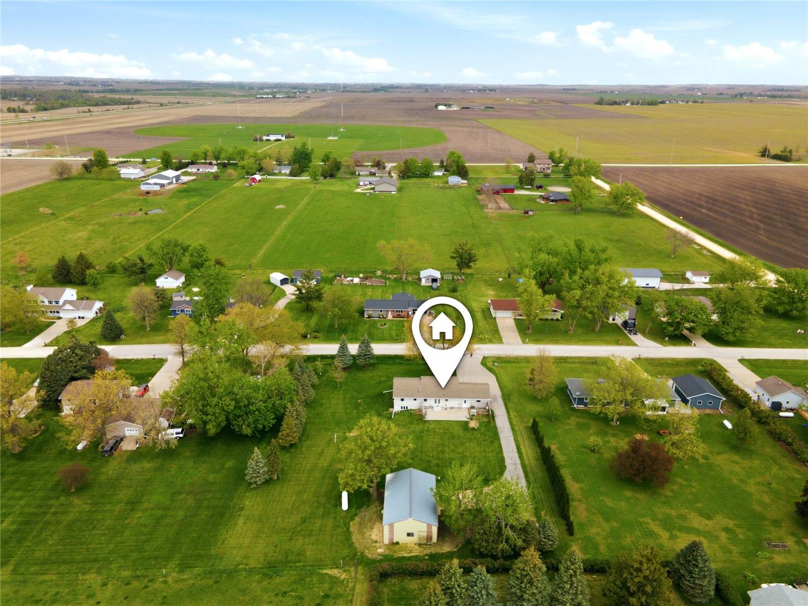 1822 Somerset Drive Marion IA 52302