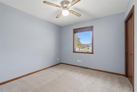 1822 Somerset Drive Marion IA 52302