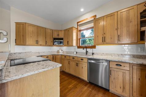1424 240th Street Tipton IA 52772