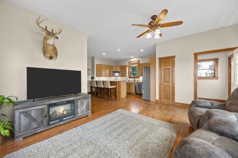 1424 240th Street Tipton IA 52772