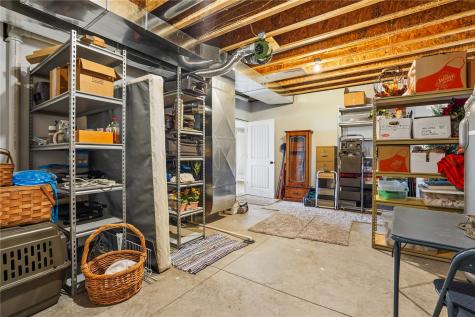 5972 33rd Avenue Vinton IA 52349