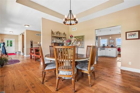 5972 33rd Avenue Vinton IA 52349
