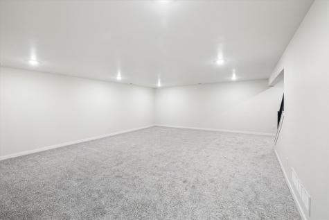 460 S Seven Oaks Road North Liberty IA 52317