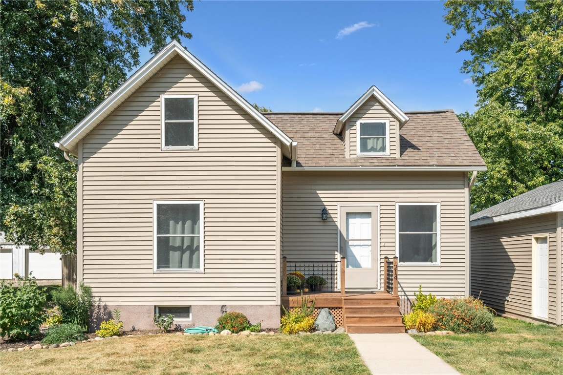 214 E 4th Avenue Lisbon IA 52253