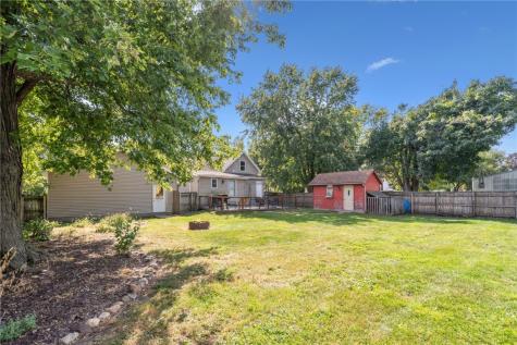 214 E 4th Avenue Lisbon IA 52253