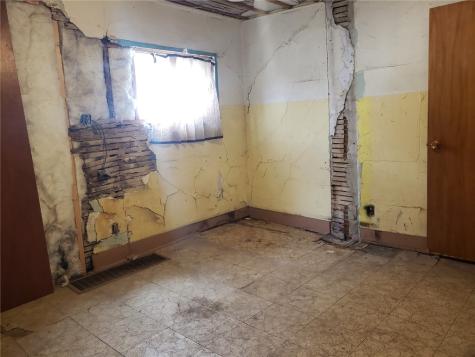 634 16th Avenue SW Cedar Rapids IA 52404