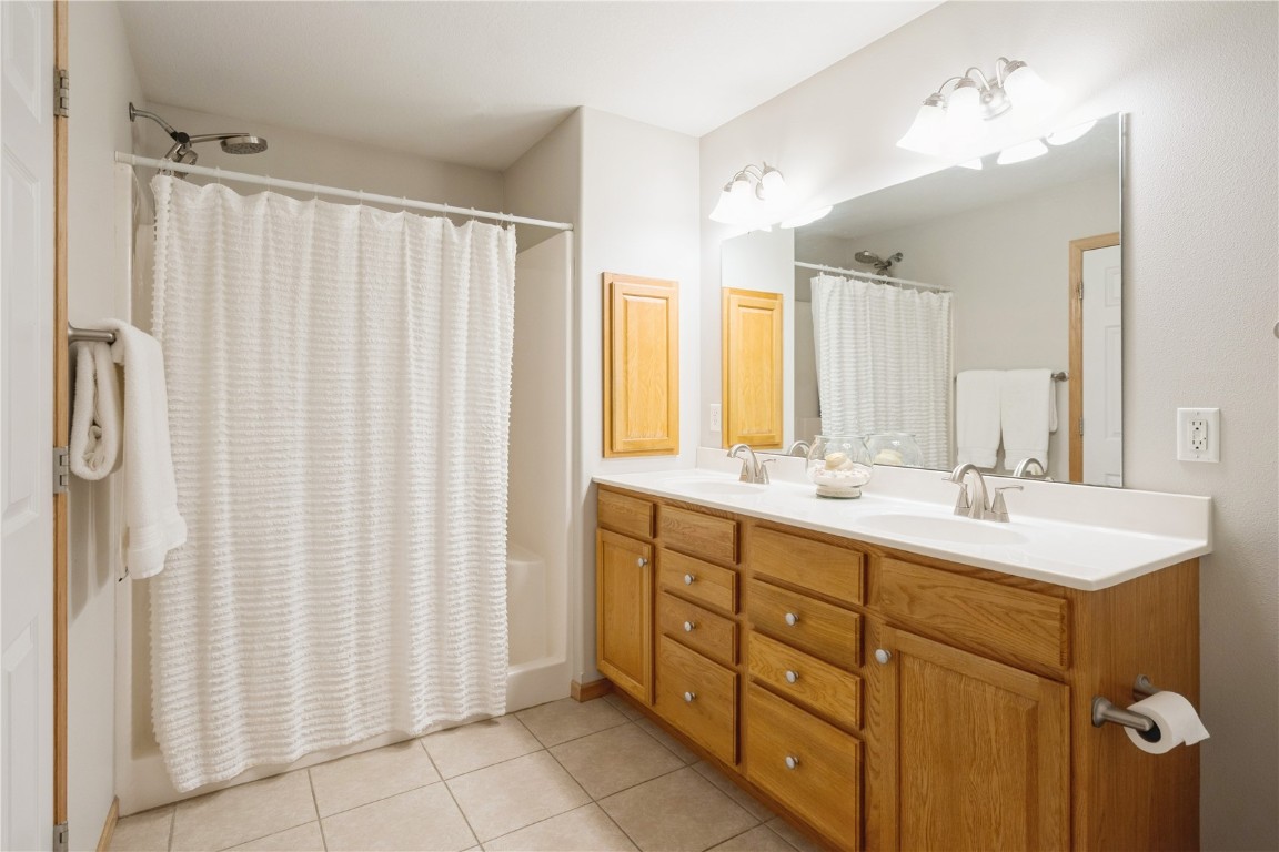 1605 Valentine Drive Marion IA 52302